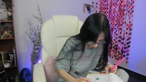 MOON  online show from February 20, 12:10 am