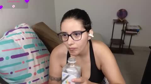 Moon Woman online show from March 1, 7:23 am