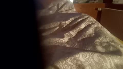 moos1 online show from March 25, 9:32 pm