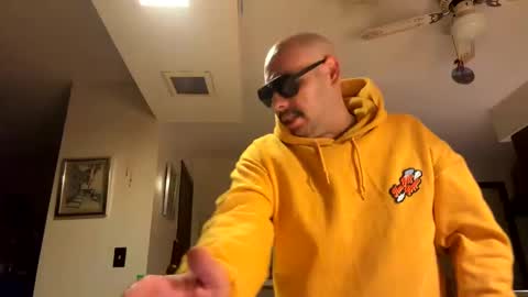 Snapshot of morethanenough437431 chatting on October 16, 8:25 am morethanenough437431 online show from October 16, 8:25 am