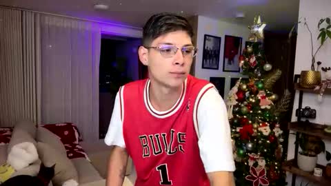   online show from January 6, 12:03 am