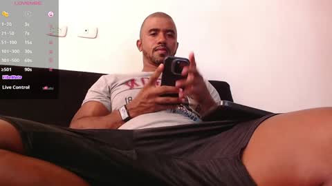 Morgan Lee online show from April 22, 5:20 pm