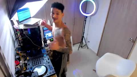 Morthy online show from March 10, 2:16 am