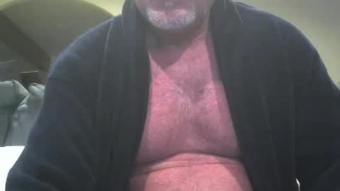 motorguy08 online show from January 2, 3:19 pm