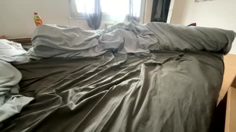 CamO online show from January 4, 11:33 am