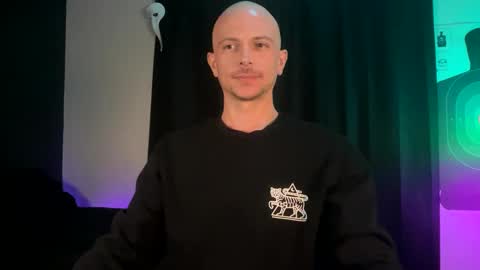 mount_vesuvius online show from September 29, 4:17 pm