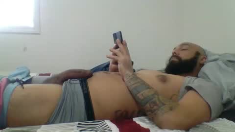Snapshot of mr8plus chatting on January 27, 10:06 pm Mr8 online show from January 27, 10:06 pm
