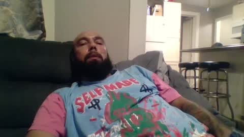 Snapshot of mr8plus chatting on October 1, 12:54 am Mr8 online show from October 1, 12:54 am