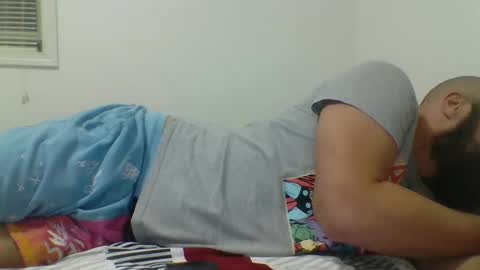 Snapshot of mr8plus chatting on January 28, 4:18 am Mr8 online show from January 28, 4:18 am