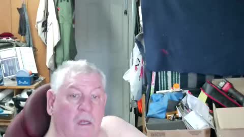 mr_canoe_licker_69 online show from March 6, 7:10 pm