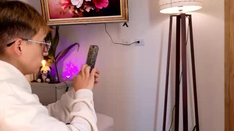 Mr Evans online show from January 5, 5:27 pm