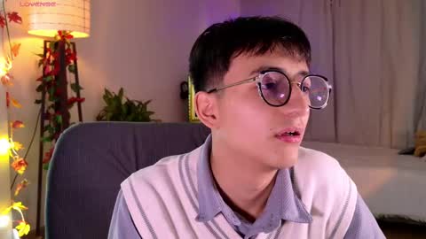 Snapshot of mr_evan1 chatting on March 10, 2:05 pm Mr Evans online show from March 10, 2:05 pm