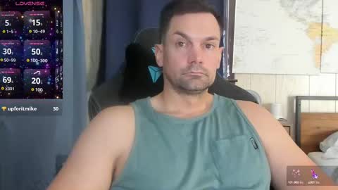 Cam online show from December 8, 6:17 pm