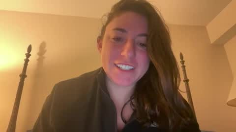 Mr  Mrs Glitter online show from February 3, 2:53 am