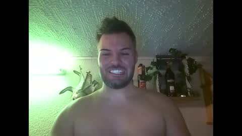 mr_niceguy100 online show from March 2, 5:58 pm