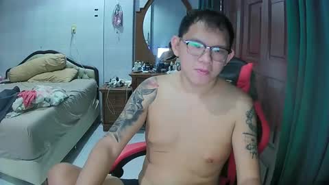 Snapshot of mr_thick89 chatting on January 23, 5:45 am mr_thick89 online show from January 23, 5:45 am