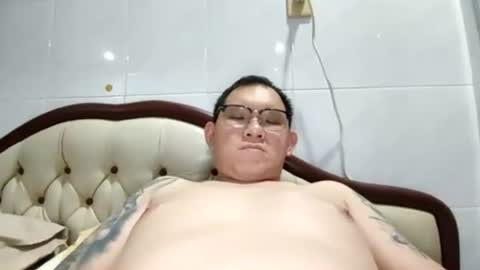 Snapshot of mr_thick89 chatting on October 10, 1:50 pm mr_thick89 online show from October 10, 1:50 pm