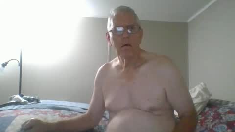 Snapshot of mrbill55 chatting on October 28, 9:32 am mrbill55 online show from October 28, 9:32 am