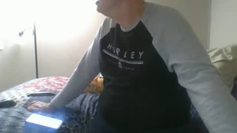 Snapshot of mrbill55 chatting on February 23, 12:19 am mrbill55 online show from February 23, 12:19 am