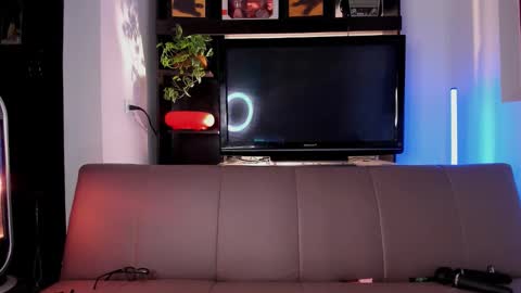 Laura online show from September 10, 5:41 am