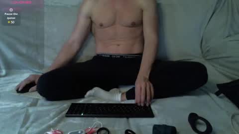 mrco911312 online show from January 5, 1:04 pm