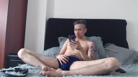 mrcock_col online show from March 7, 5:28 pm