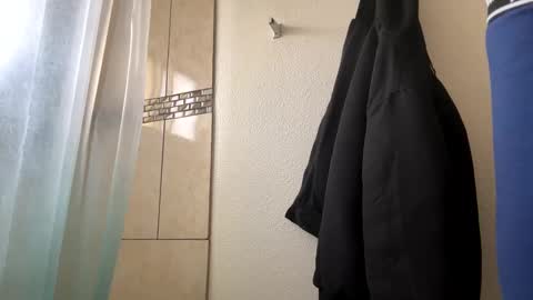 Snapshot of mrfrankfuckforfree chatting on January 7, 7:28 pm mrfrankfuckforfree online show from January 7, 7:28 pm