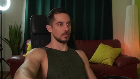 juan luis online show from January 13, 7:10 pm