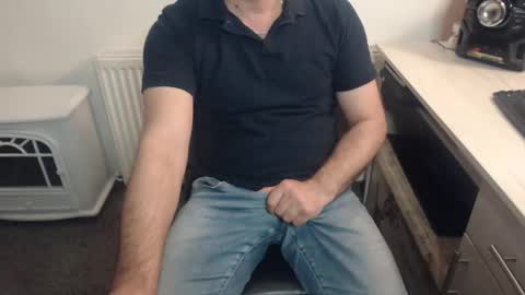 Your Mister online show from December 6, 3:28 pm