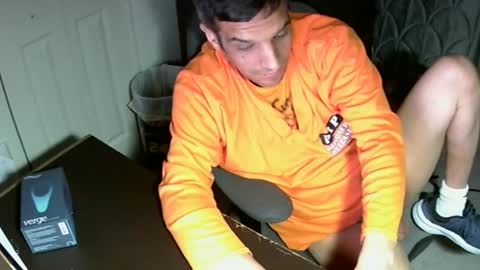 Snapshot of mrmarcxxcam chatting on October 6, 3:02 am MrMarc online show from October 6, 3:02 am