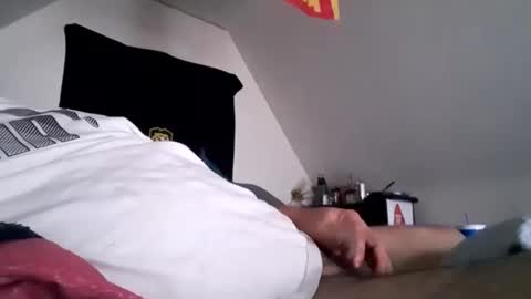 719 guy online show from December 17, 5:51 am