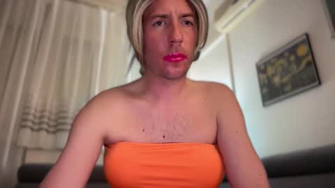 TaleOfLaura online show from March 11, 11:41 pm