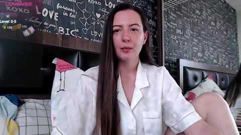 Lara online show from February 9, 7:48 am