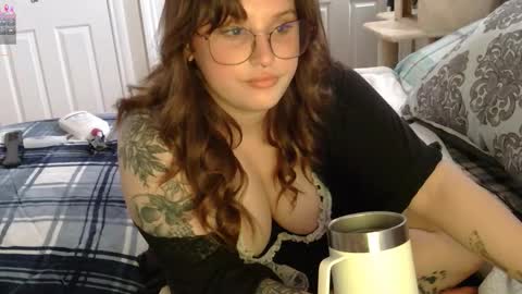 Snapshot of mrsjess1 chatting on October 24, 3:57 pm MrsJess online show from October 24, 3:57 pm