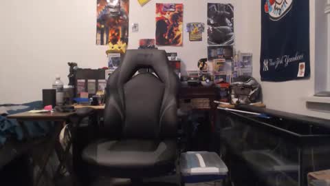 mrsoonicexrated online show from March 18, 8:20 am