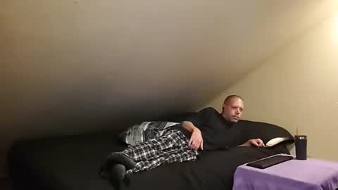 mrxhere online show from April 19, 5:58 pm