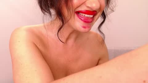 Hi Im Anna PVT open 6 tk  extratokens  online show from April 12, 7:45 am