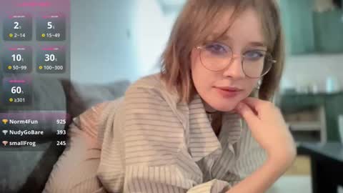 ms_christiana online show from November 18, 4:04 am