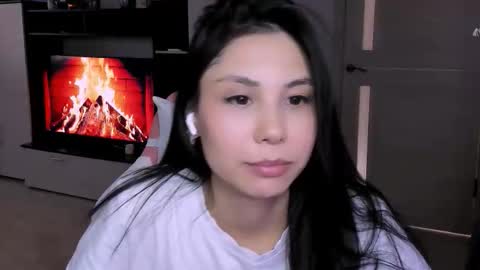 ms_emily_ online show from March 3, 11:17 am