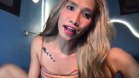 ms_maureenx69x online show from February 15, 5:44 pm