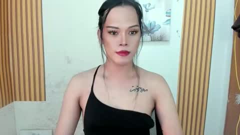 selena online show from April 23, 1:24 am