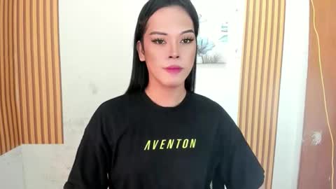 selena online show from February 11, 2:04 am