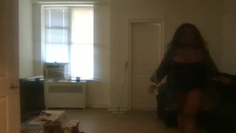 Snapshot of msjonemillion chatting on February 14, 9:10 pm Chocolate Candy Stick online show from February 14, 9:10 pm