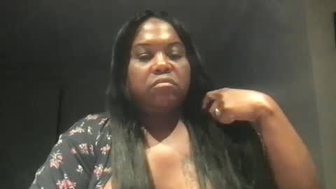 Snapshot of msjonemillion chatting on October 5, 6:22 am Chocolate Candy Stick online show from October 5, 6:22 am