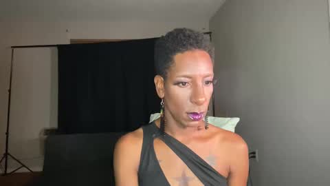 Snapshot of msmerlinmystique chatting on September 23, 2:27 am Merlin Mystique online show from September 23, 2:27 am