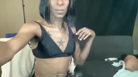 Snapshot of msmerlinmystique chatting on February 6, 1:05 am Merlin Mystique online show from February 6, 1:05 am