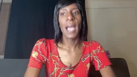 Snapshot of msmerlinmystique chatting on February 27, 5:18 am Merlin Mystique online show from February 27, 5:18 am