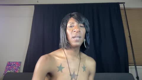 Snapshot of msmerlinmystique chatting on February 20, 10:05 am Merlin Mystique online show from February 20, 10:05 am