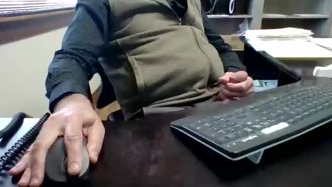 mttoker online show from April 22, 7:10 pm