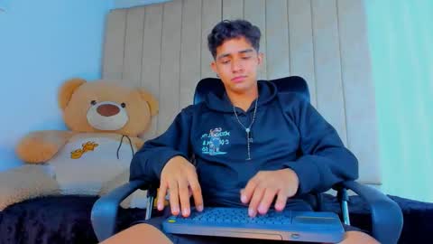 muichiro tokito1 online show from February 1, 4:24 am